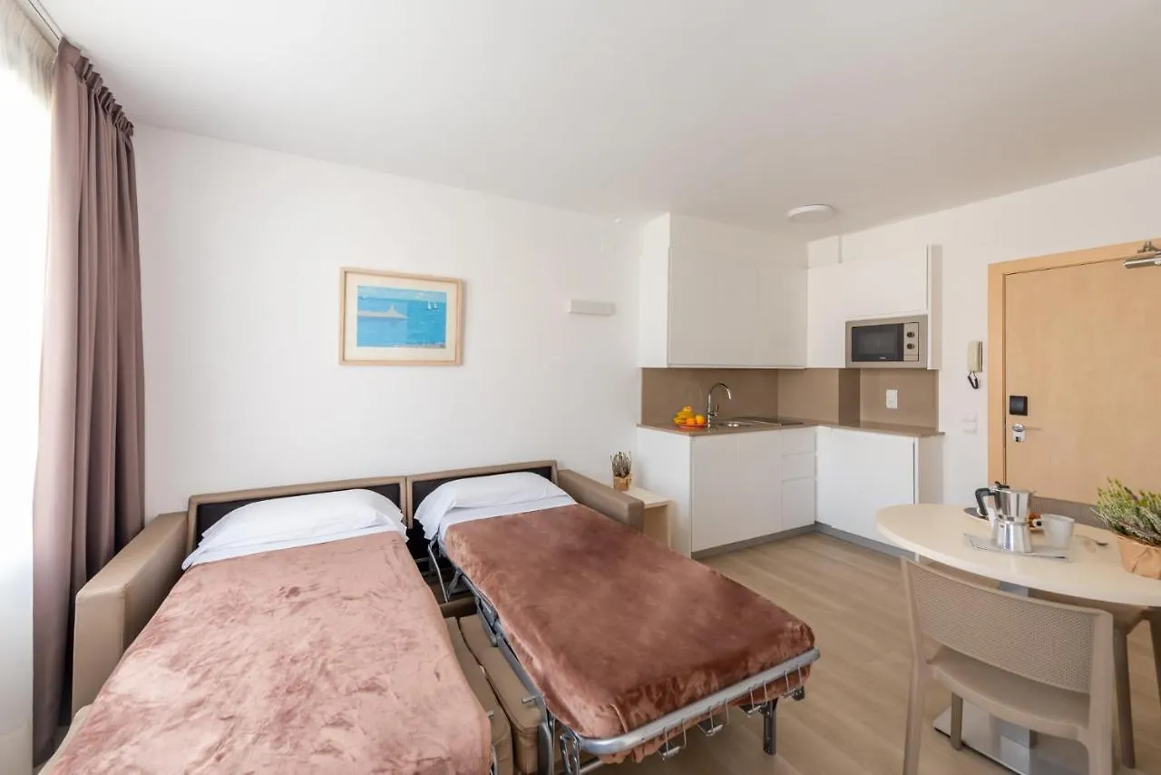 Aparthotel Atenea Park Suites & Apartments Vilanova i la Geltru